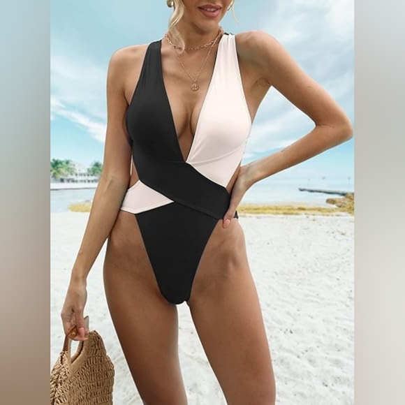 Wrap VNeck Hollow Out One Piece Swimsuit - Picture 4 of 10